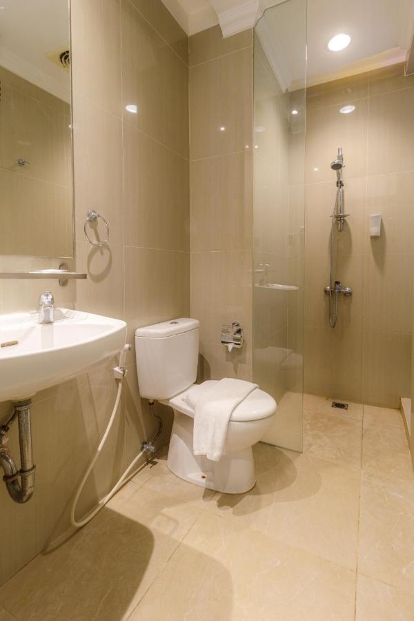 Grand Picasso Hotel Джакарта Экстерьер фото
