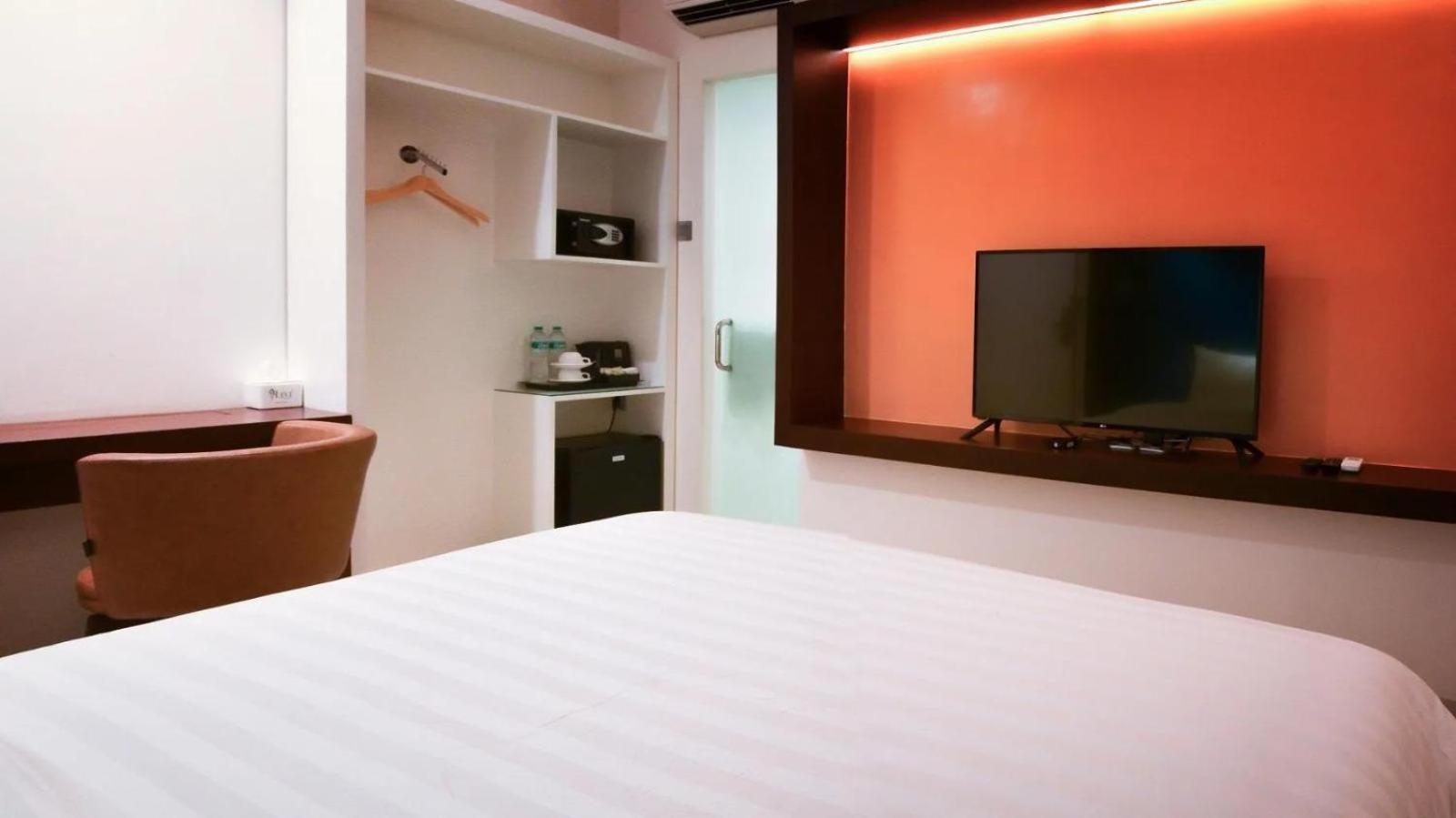 Grand Picasso Hotel Джакарта Экстерьер фото