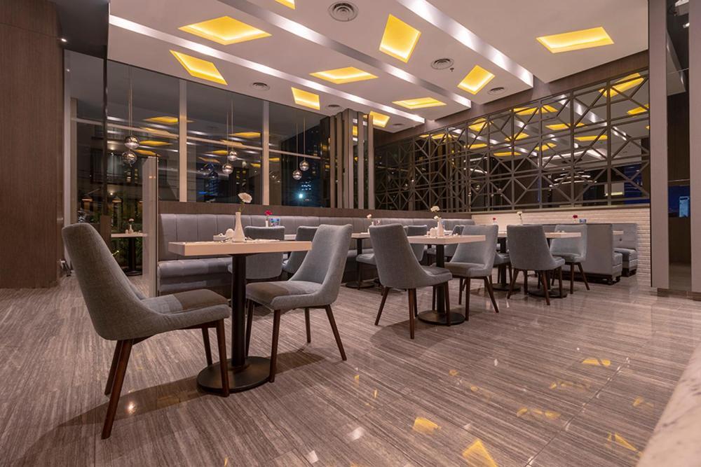 Grand Picasso Hotel Джакарта Экстерьер фото